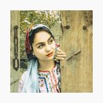 تابلو فرش دستبافت طرح دختر انتظار کد 741347 - Image 2