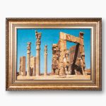 تابلو فرش دستبافت طرح سنگ نساره انسان بالدار پاسارگاد